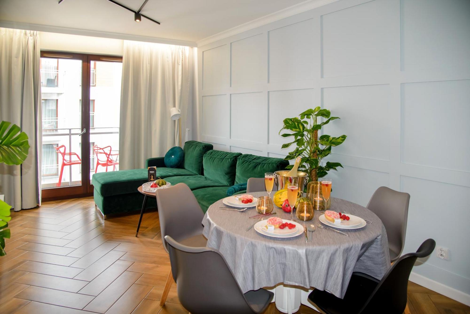 Maya'S Flats & Resorts 34 - Chmielna 73 Gdansk Dış mekan fotoğraf